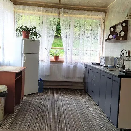 з трьома спальнями דירה *