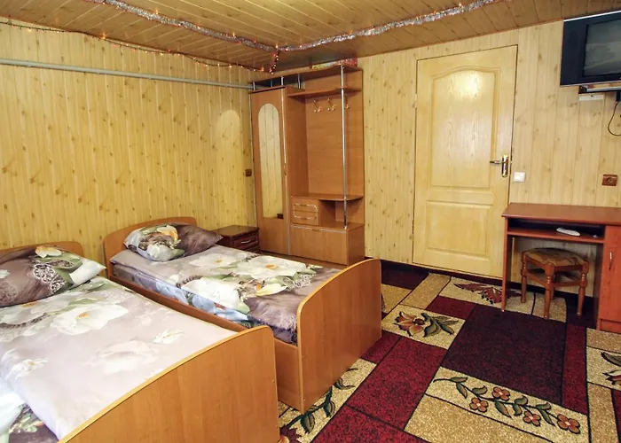 з трьома спальнями Apartment Yablunytsya