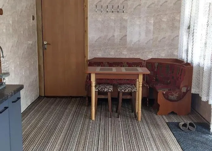 з трьома спальнями Apartment
