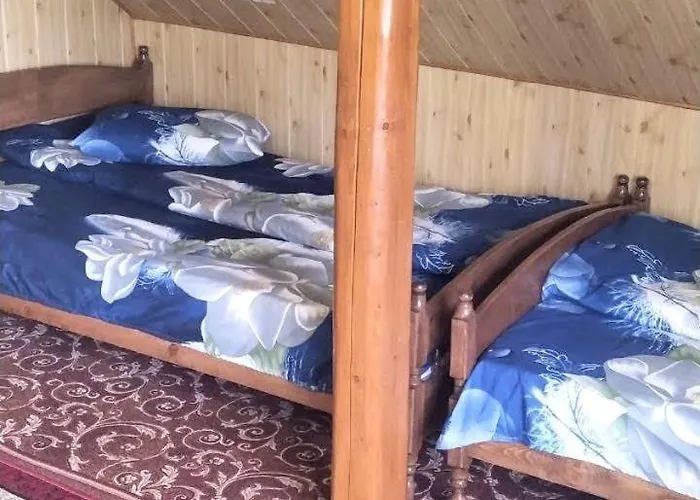 з трьома спальнями Apartment