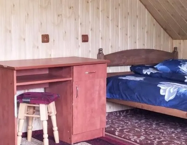 з трьома спальнями Apartment *