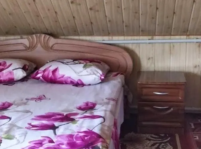 з трьома спальнями *