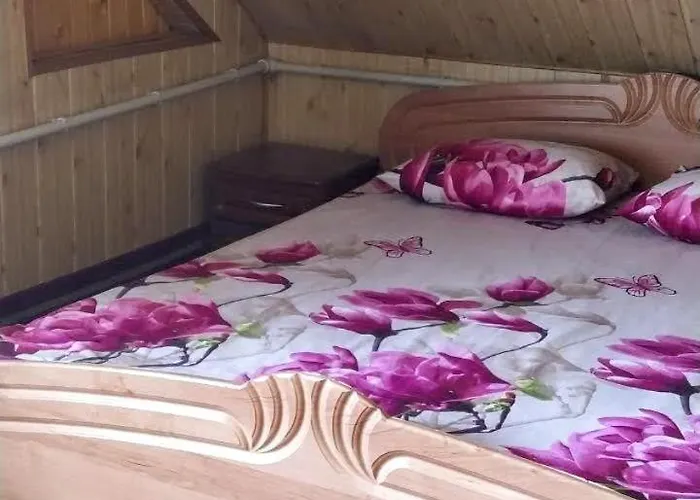 з трьома спальнями Apartment *